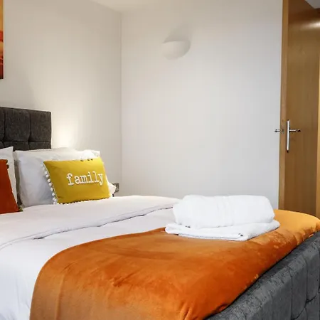 Charming Retreat In Апартаменты Брадфорд